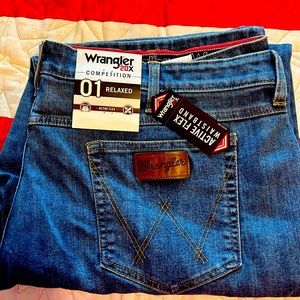 Men’s wrangler jeans 42 32
